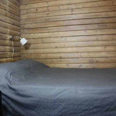 Koivurannan Lomamoekit Kotkanpesae *