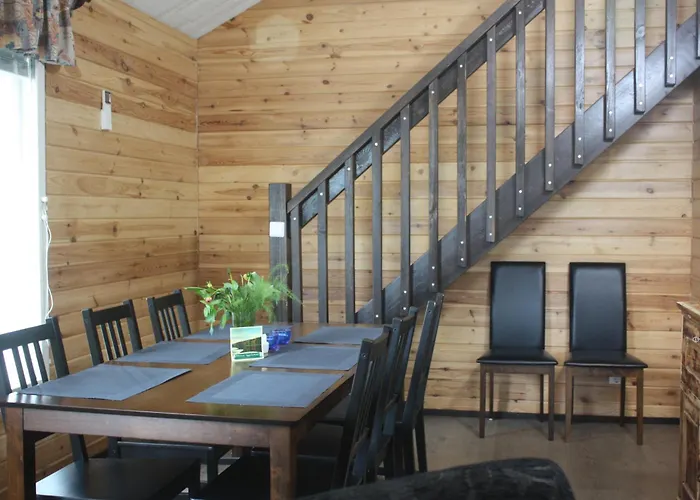 Koivurannan Lomamoekit Kotkanpesae * Миккели